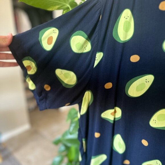 Avocado Print Button-Up Shirt - Picture 3 of 4
